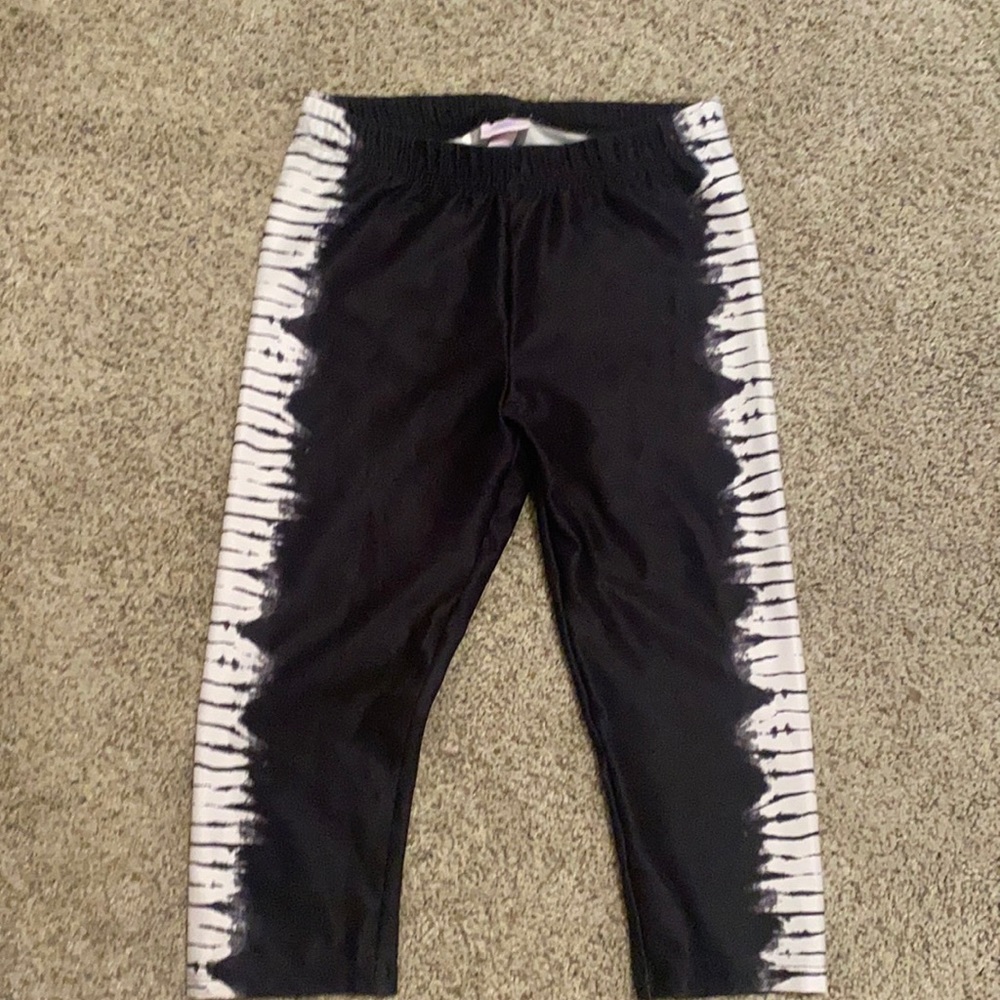 More than magic tie-dye cropped leggings